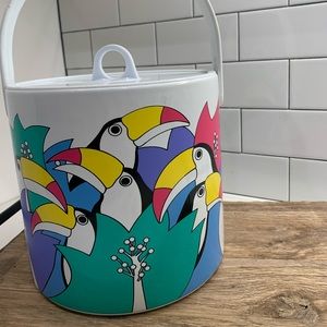 1980s Retro Parrot Bright Colors Ice Bucket